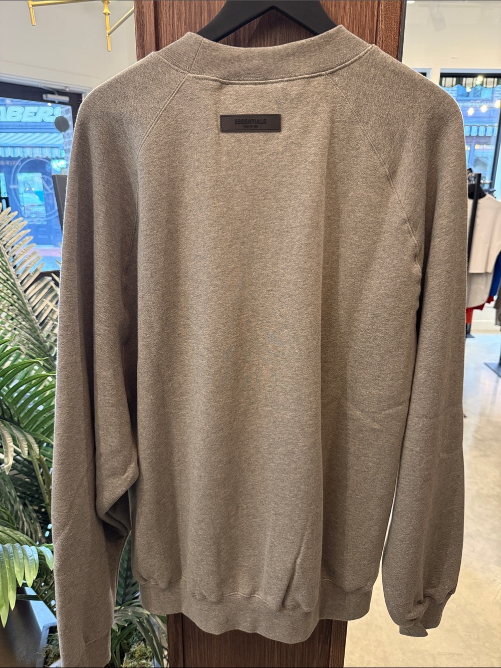 Men’s Essentials Crewneck - Picture 2 of 2